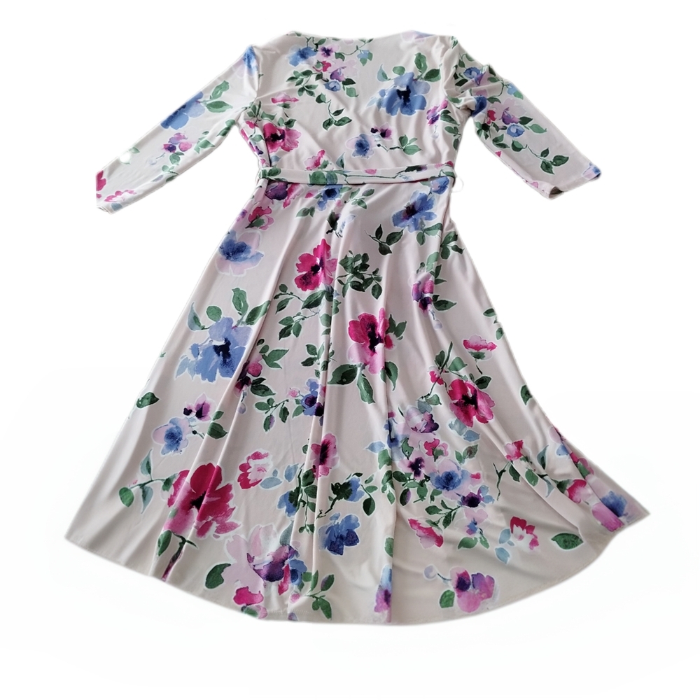 Feminine Ralph Lauren Floral Wrap Midi Dress - Picture 6 of 7